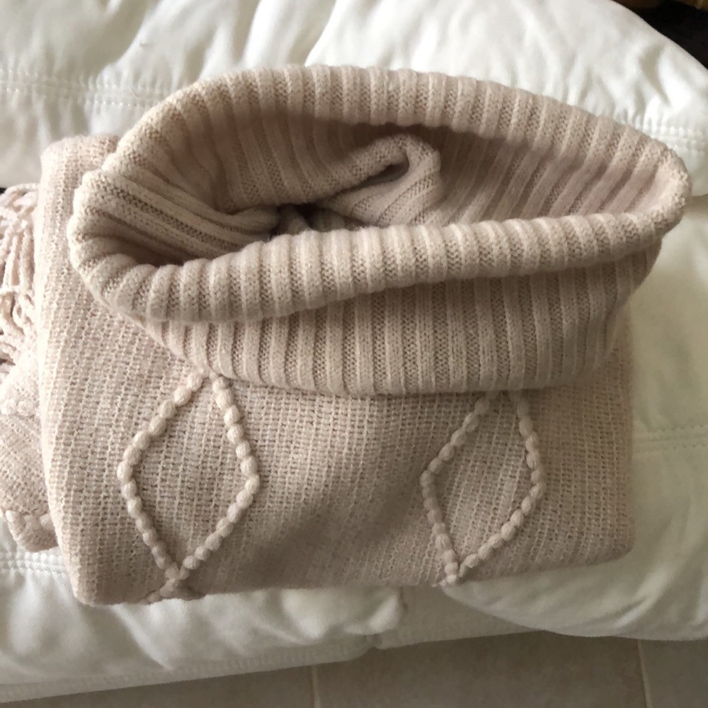 🐢Time and Tru Pullover Fringed Cable Knit turtle neck poncho sweater - Picture 3 of 13